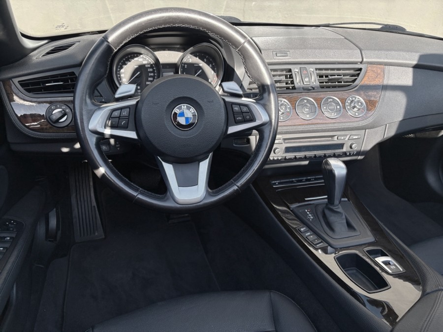 BMW d'occasion Z4 30i V6 S-DRIVE LUXE BA6 de 2011 Poitiers (86)﻿