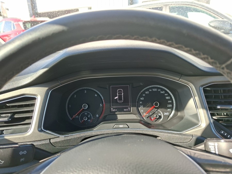 VOLKSWAGEN d'occasion T-ROC 1.6 TDI 115 LOUNGE de 2020 Villepinte