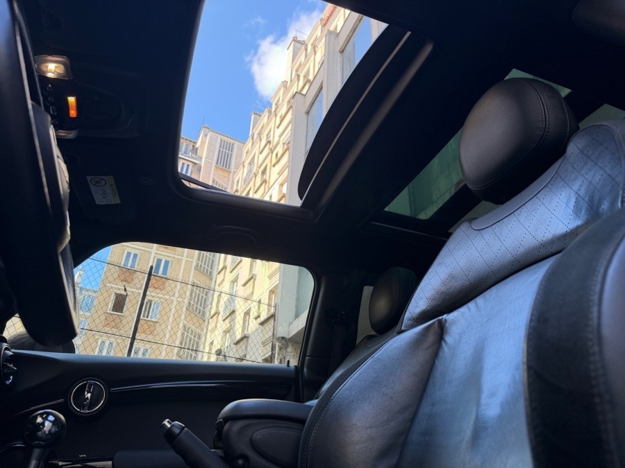 MINI d'occasion MINI 2 231 JOHN COOPER WORKS de 2015 Paris 15 (75)﻿