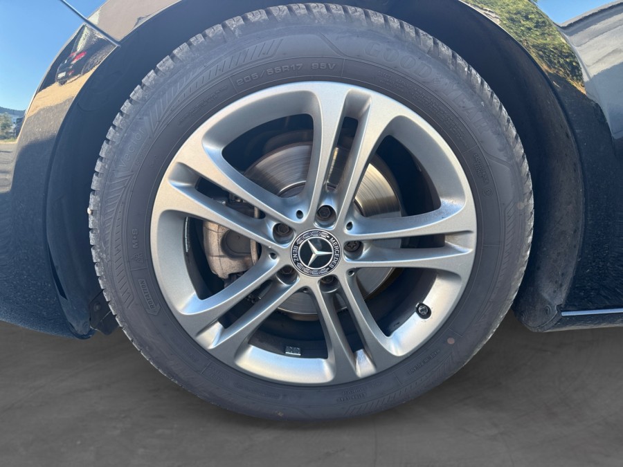 MERCEDES d'occasion CLASSE A IV MERCEDES CLASSE A180D BUSINESS LINE