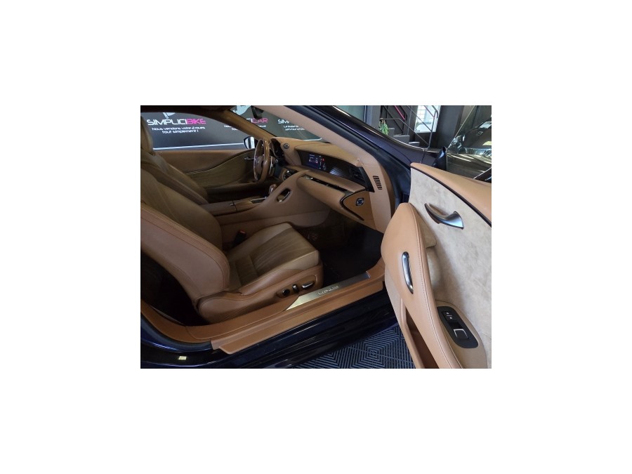 LEXUS d'occasion LC500H 3.5 V6 HYBRIDE EXECUTIVE de 2018 Aix Les