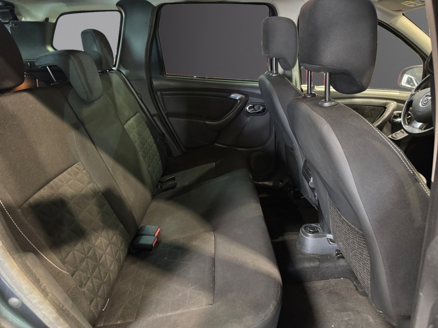 DACIA d'occasion DUSTER 1.2 TCE 125 4X2 AMBIANCE de 2015 Montpellier