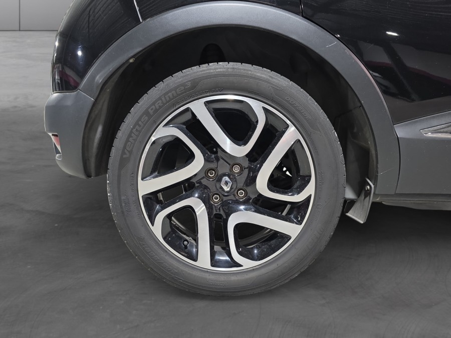 RENAULT d'occasion CAPTUR 1.2 TCE 120 ZEN EDC AUTO de 2014 Meximeux