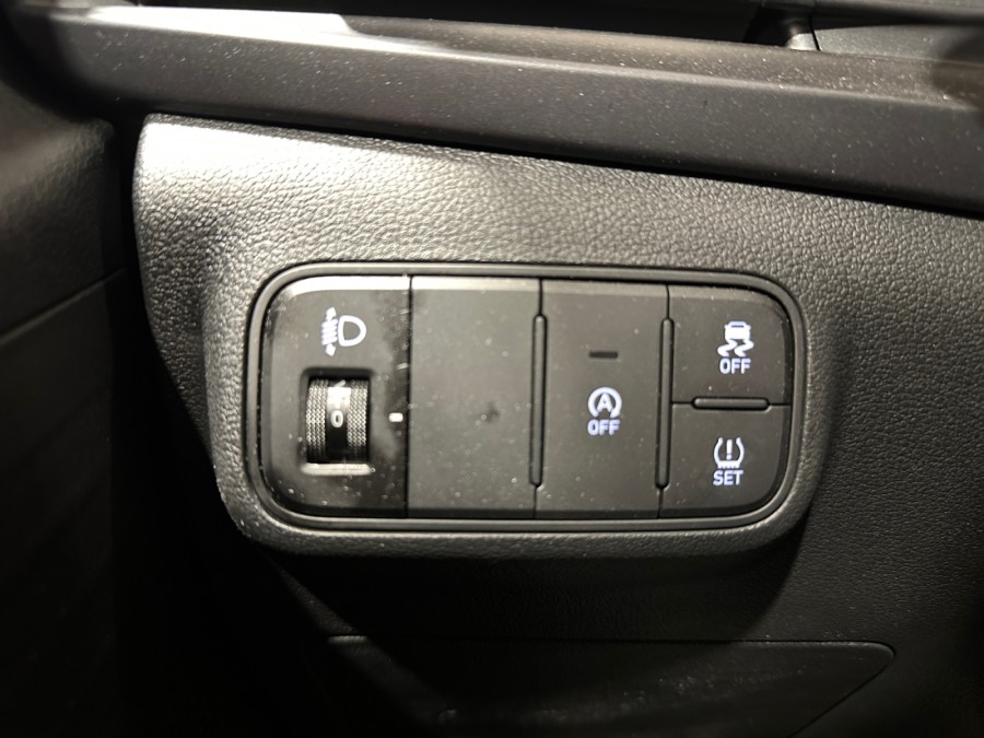 HYUNDAI d'occasion BAYON 1.0 T-GDI 100 INITIA de 2025 Nancy (54)﻿