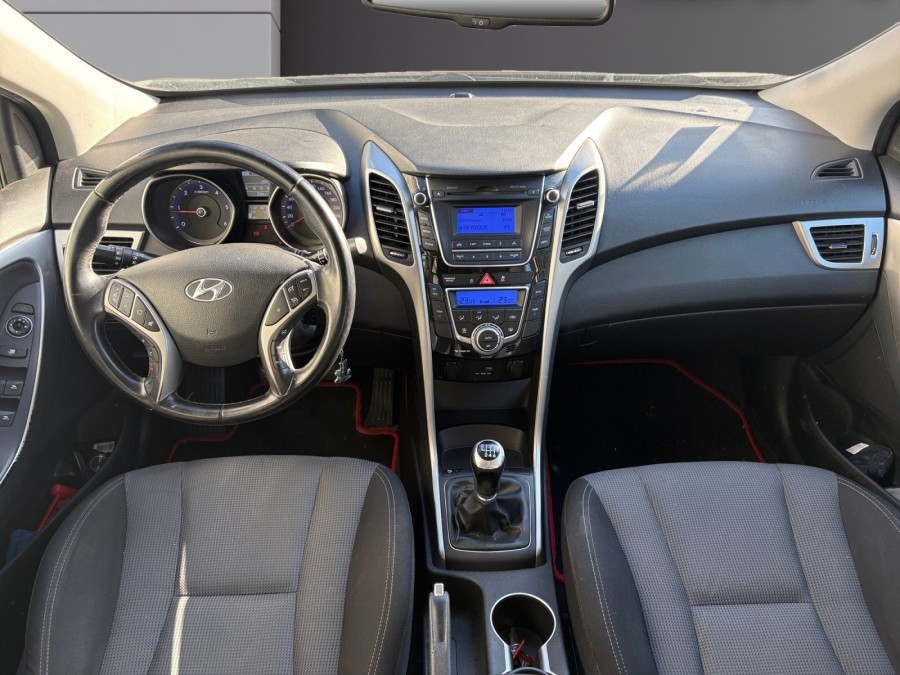 HYUNDAI d'occasion I30 1.6 CRDI 110 EA SPORTS de 2015 Salon de