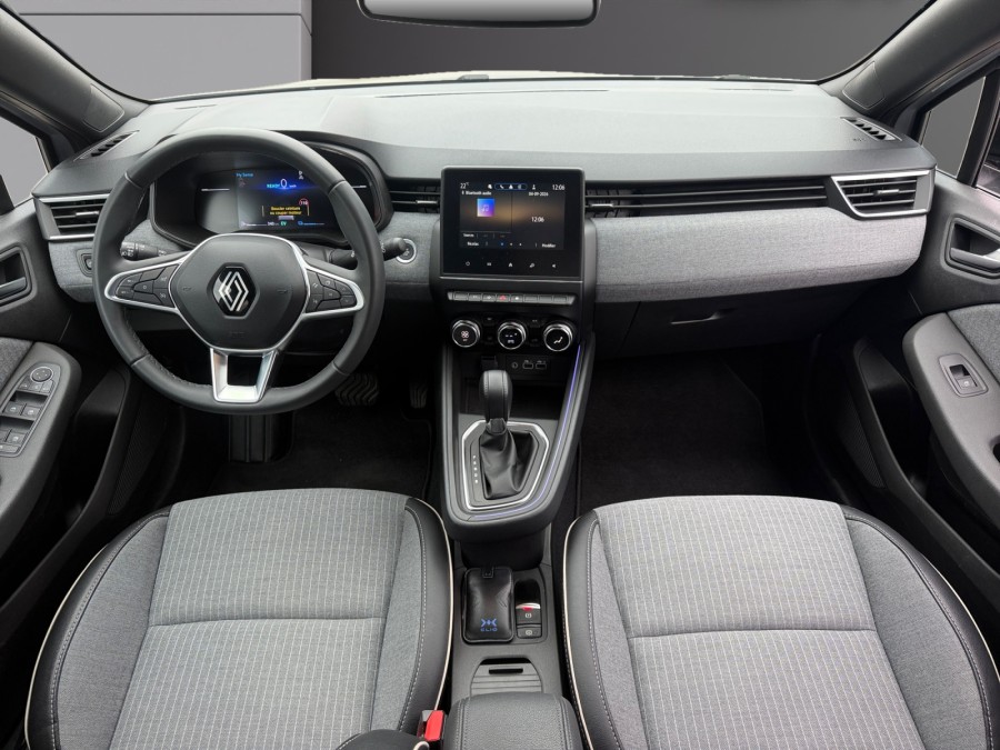 RENAULT d'occasion CLIO V 1.6 E TECH 145 de 2024 Vannes (56)﻿