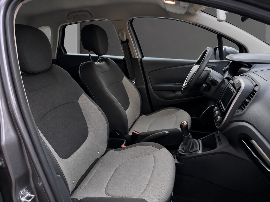 RENAULT d'occasion CAPTUR 1.5 DCI 90 ENERGY LIFE de 2013 Montreuil
