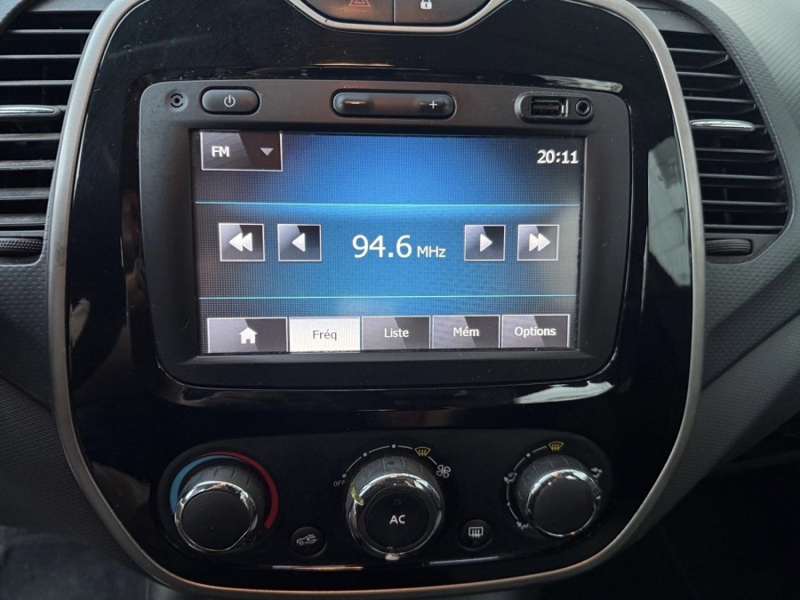 RENAULT d'occasion CAPTUR 1.5 DCI 90 ENERGY LIFE de 2013 Montreuil