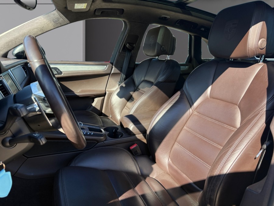 PORSCHE d'occasion MACAN 3.6 V6 400 TURBO PDK AUTO de 2015 Dijon (21)﻿
