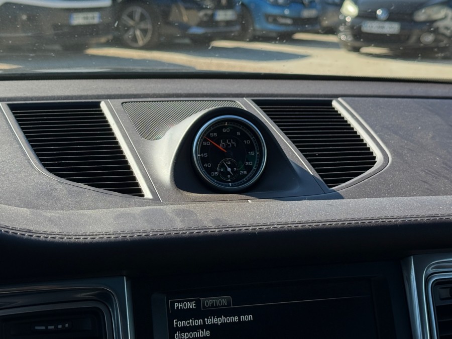 PORSCHE d'occasion MACAN 3.6 V6 400 TURBO PDK AUTO de 2015 Dijon (21)﻿