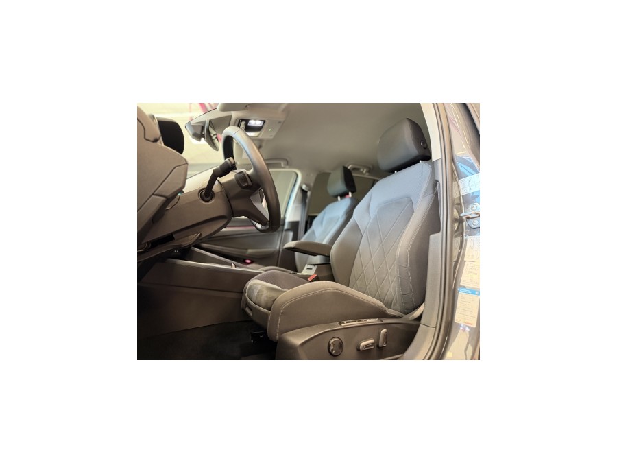 VOLKSWAGEN d'occasion GOLF 1.5 E-TSI OPF 150 STYLE de 2020 Annecy