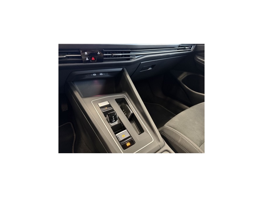 VOLKSWAGEN d'occasion GOLF 1.5 E-TSI OPF 150 STYLE de 2020 Annecy