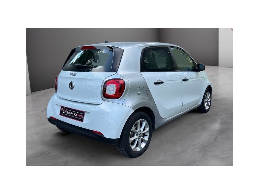 SMART d'occasion FORFOUR 71ch pure de 2017 Champigny sur Marne (94)﻿