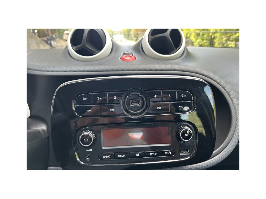 SMART d'occasion FORFOUR 71ch pure de 2017 Champigny sur Marne (94)﻿