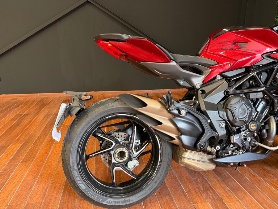 MV AGUSTA d'occasion BRUTALE R Brutale de 2023 Saint Nazaire (44)﻿