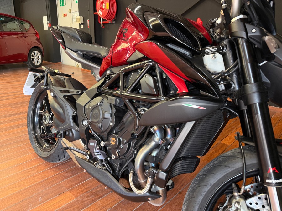MV AGUSTA d'occasion BRUTALE R Brutale de 2023 Saint Nazaire (44)﻿