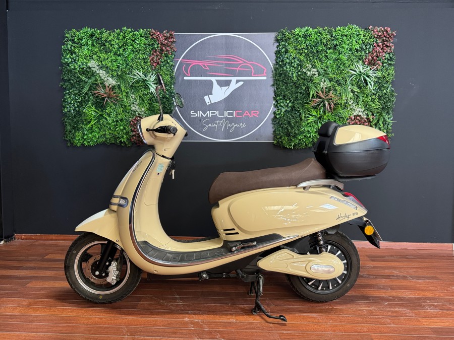 PIAGGIO d'occasion VESPA GTS pulse de 2021 Saint Nazaire (44)﻿