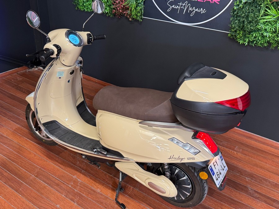 PIAGGIO d'occasion VESPA GTS pulse de 2021 Saint Nazaire (44)﻿