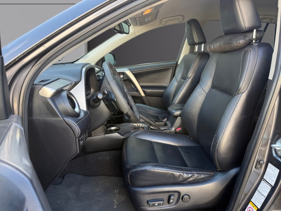 TOYOTA d'occasion RAV4 150 D-CAT WHITE EDITION BA de 2013 Saint