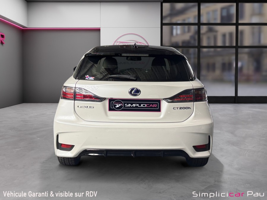 LEXUS d'occasion CT 200H 1.8 VVT-i 16V 136 Hybrid CVT 99cv de 2017