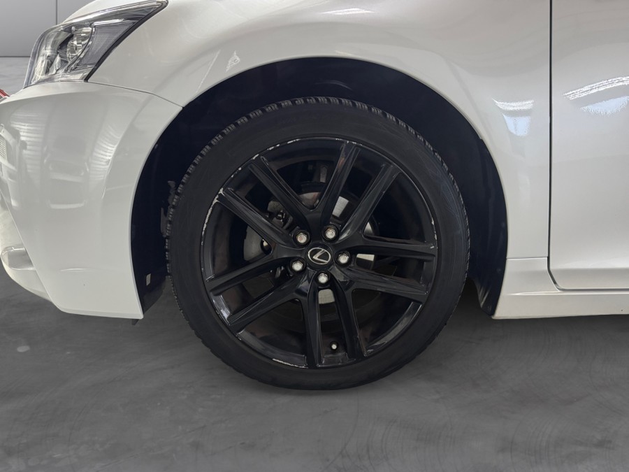 LEXUS d'occasion CT 200H 1.8 VVT-i 16V 136 Hybrid CVT 99cv de 2017