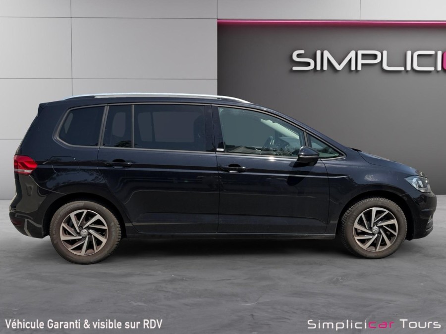 VOLKSWAGEN d'occasion TOURAN 1.6 TDI 115 CONNECT DSG 7P de 2019 Tours