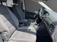 VOLKSWAGEN d'occasion TOURAN 1.6 TDI 115 CONNECT DSG 7P de 2019 Tours