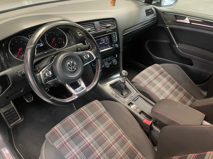 VOLKSWAGEN d'occasion GOLF VII 2.0 TSI 220 GTI de 2013 St Jean du