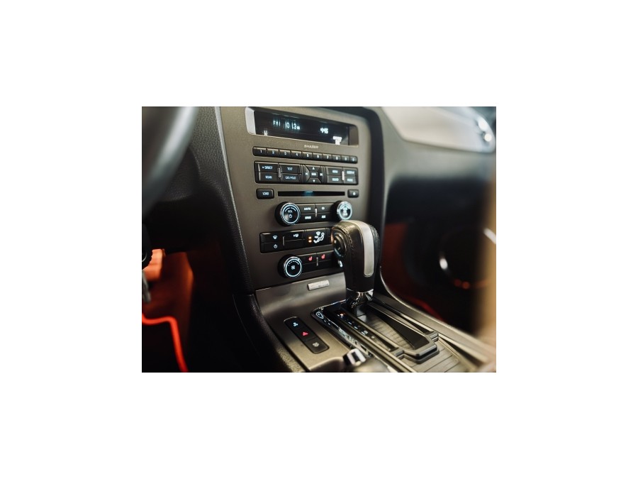 FORD d'occasion MUSTANG FORD MUSTANG V6 de 2013 Aix Les Bains (73)﻿
