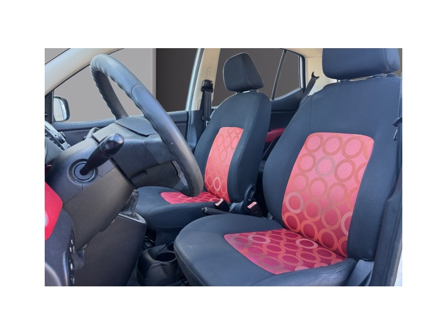 HYUNDAI d'occasion I10 1.2 PACK de 2008 La Ciotat (13)﻿