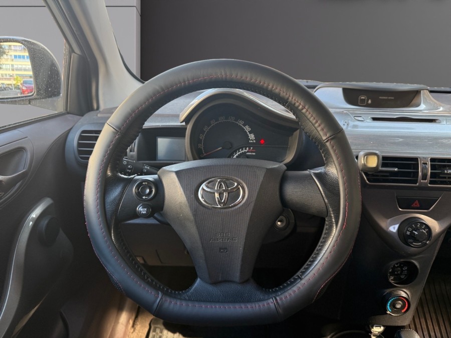 TOYOTA d'occasion IQ 68 VVT-i iQ MultiDrive de 2009 Cannes (06)﻿
