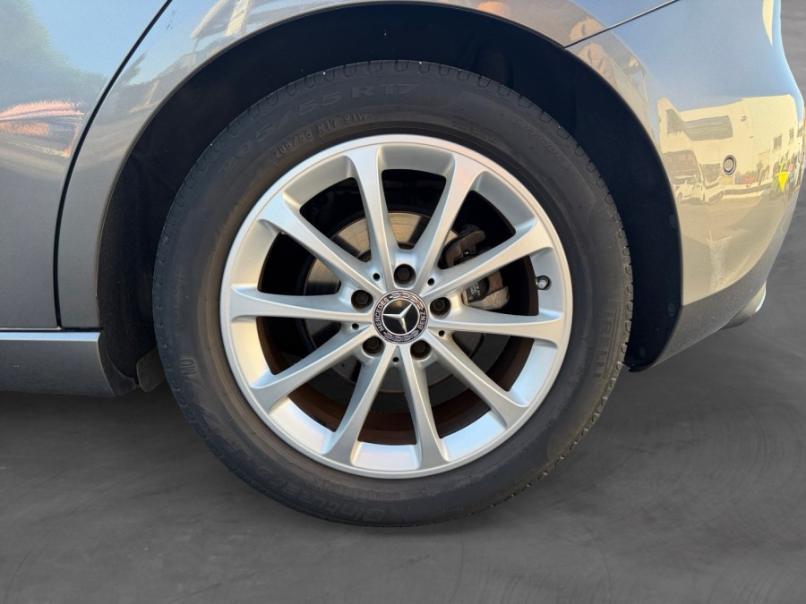 MERCEDES d'occasion A 180 D STYLE LINE AUTO de 2019 Frejus (83)﻿