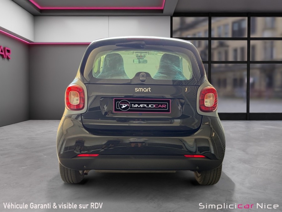 SMART d'occasion FORTWO PURE 52 KW COUPE AUTO de 2018 Nice (06)﻿