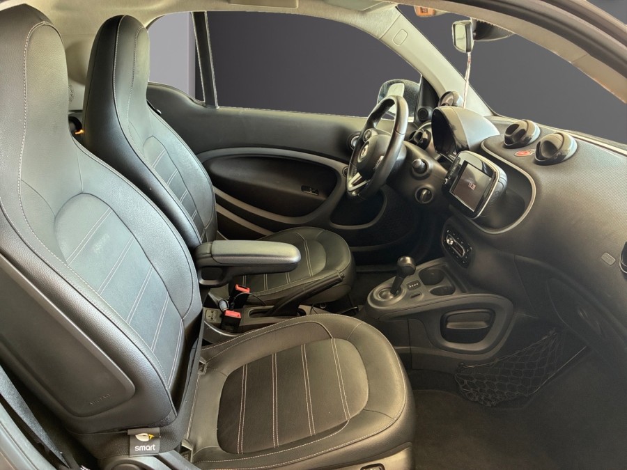 SMART d'occasion FORTWO PURE 52 KW COUPE AUTO de 2018 Nice (06)﻿
