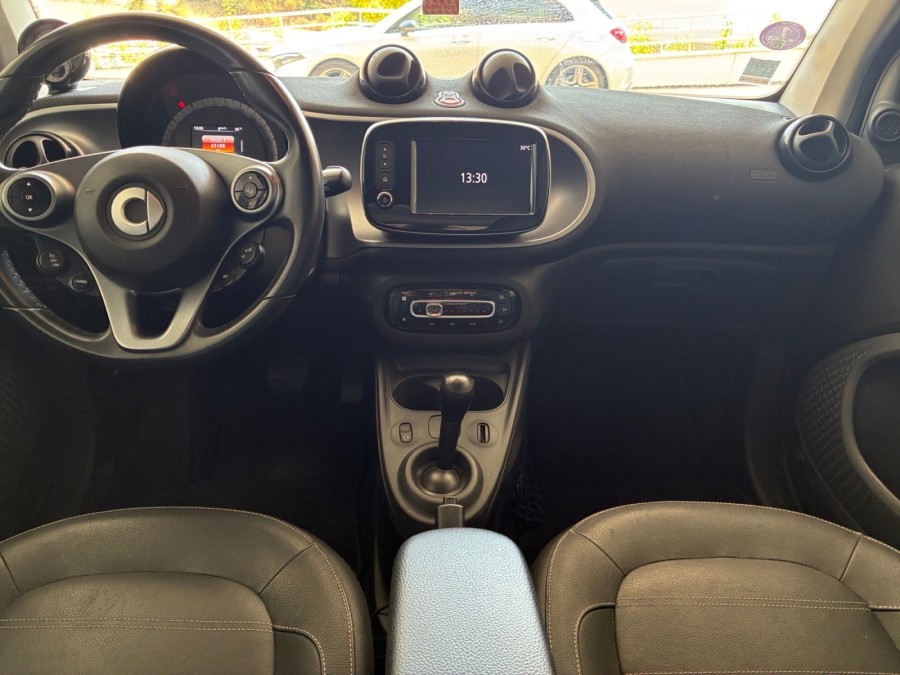 SMART d'occasion FORTWO PURE 52 KW COUPE AUTO de 2018 Nice (06)﻿