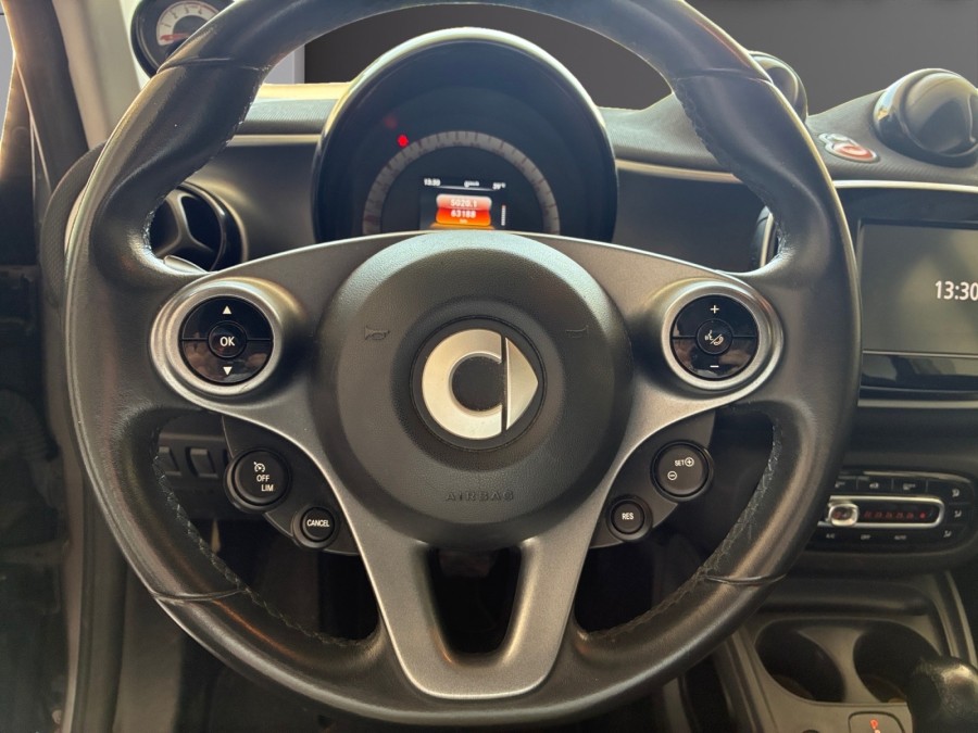 SMART d'occasion FORTWO PURE 52 KW COUPE AUTO de 2018 Nice (06)﻿