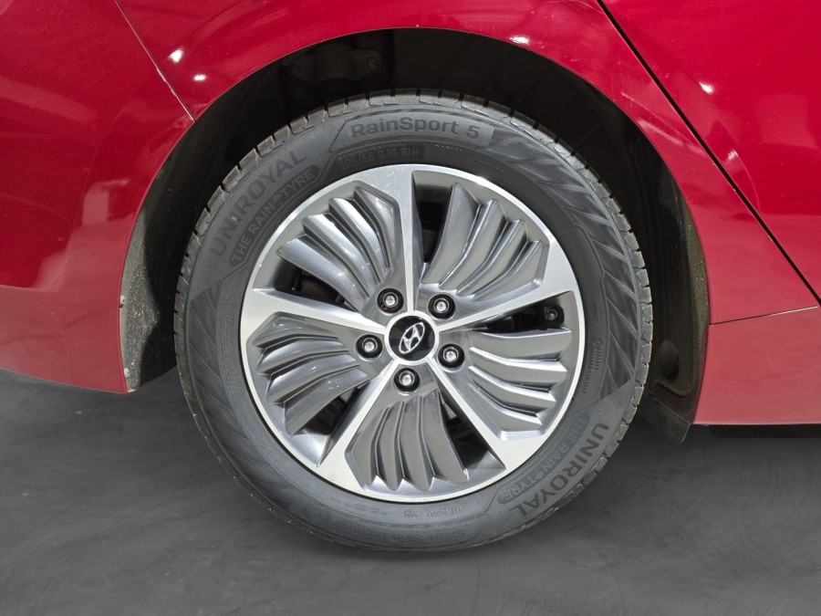 HYUNDAI d'occasion IONIQ 1.6 PLUG IN CREATIVE DCT AUTO de 2020