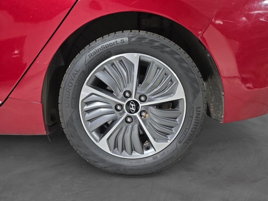 HYUNDAI d'occasion IONIQ 1.6 PLUG IN CREATIVE DCT AUTO de 2020