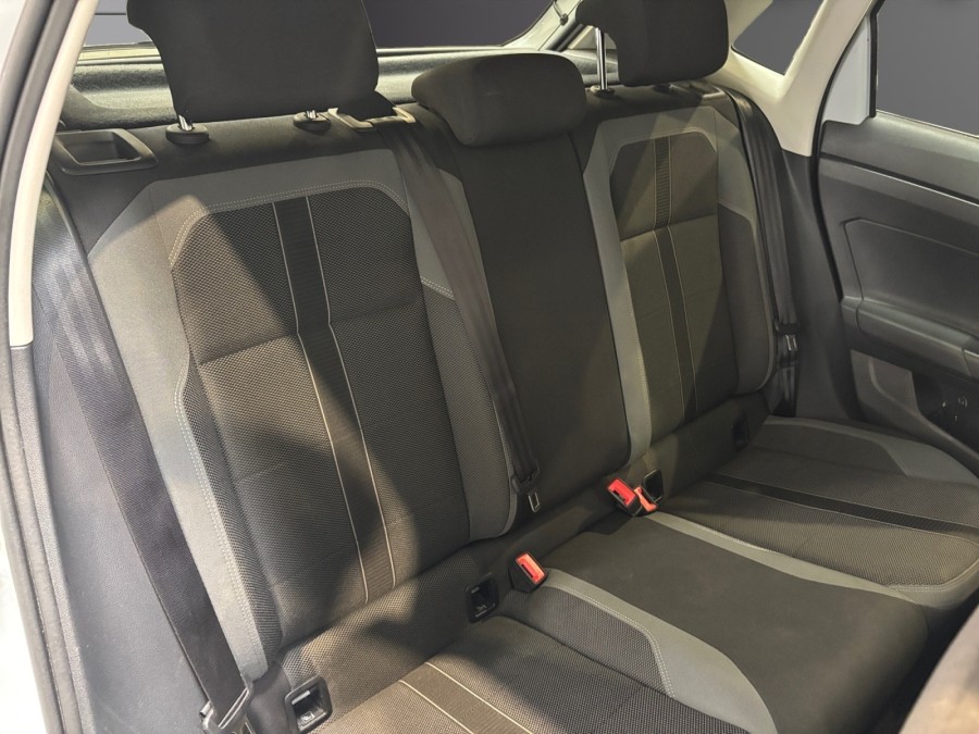 VOLKSWAGEN d'occasion POLO VOLKSWAGEN POLO 1.0 TSI 95 COPPER LINE de