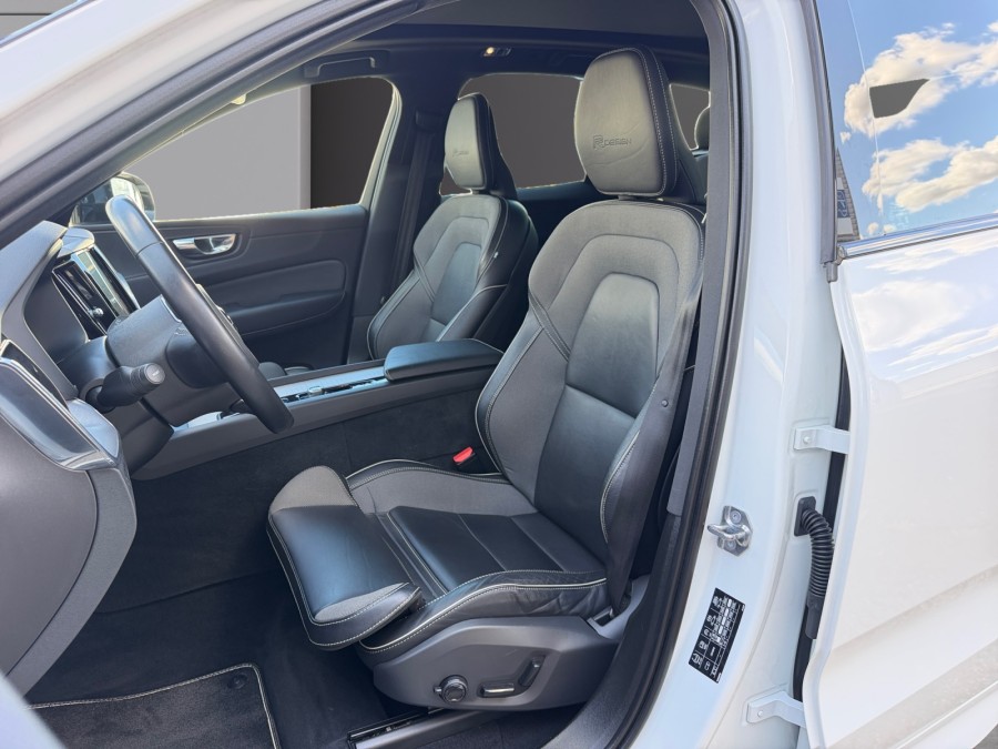 VOLVO d'occasion XC60 T8 AWD Recharge 303 + 87ch R-Design Geartronic
