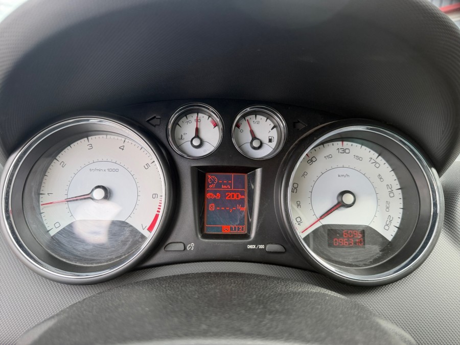 PEUGEOT d'occasion 308 1.6 THP 16v 156ch Féline de 2011 Méry Sur Oise