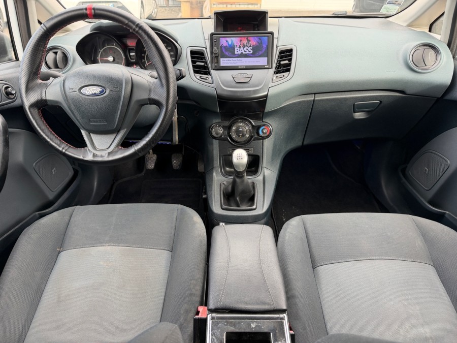 FORD d'occasion FIESTA 1.25 82ch Ambiente 3p de 2009 Lyon St Priest