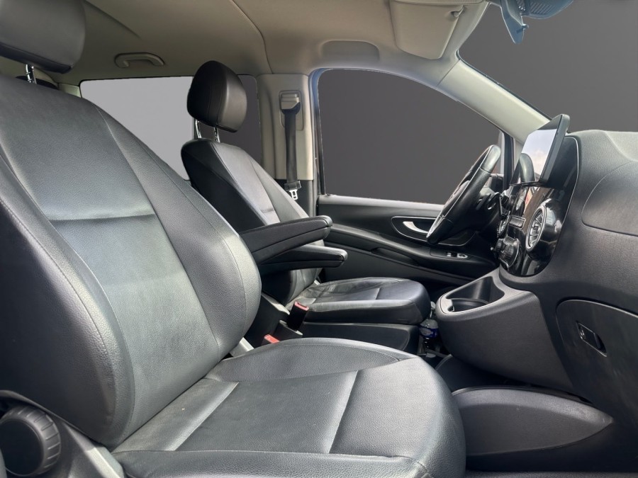 MERCEDES d'occasion VITO TOURER 119 CDI EXTRA LONG de 2018 Rennes