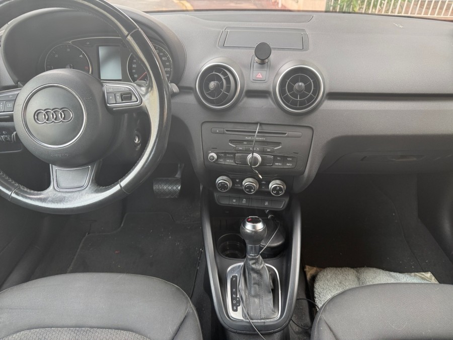 AUDI d'occasion A1 1.6 TDI 90ch FAP Ambition S tronic 7 de 2011