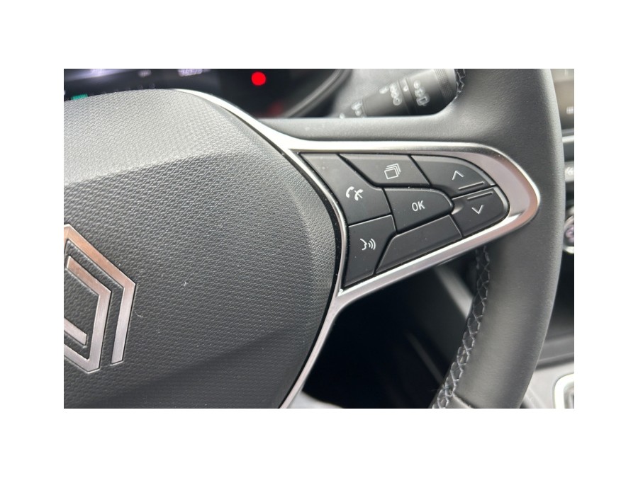 RENAULT d'occasion CLIO 1.0 TCe 90ch Techno de 2024 Champigny sur