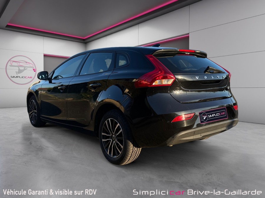 VOLVO d'occasion V40 T2 122 MOMENTUM de 2016 Brive La Gaillarde (19)﻿