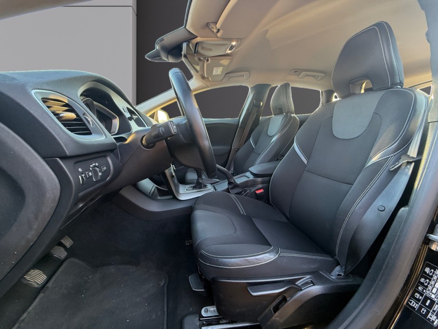 VOLVO d'occasion V40 T2 122 MOMENTUM de 2016 Brive La Gaillarde (19)﻿