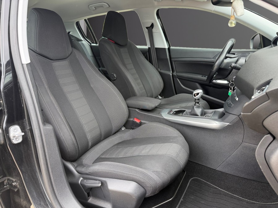 PEUGEOT d'occasion 308 PEUGEOT 308 II 1.2 130Ch ALLURE de 2016