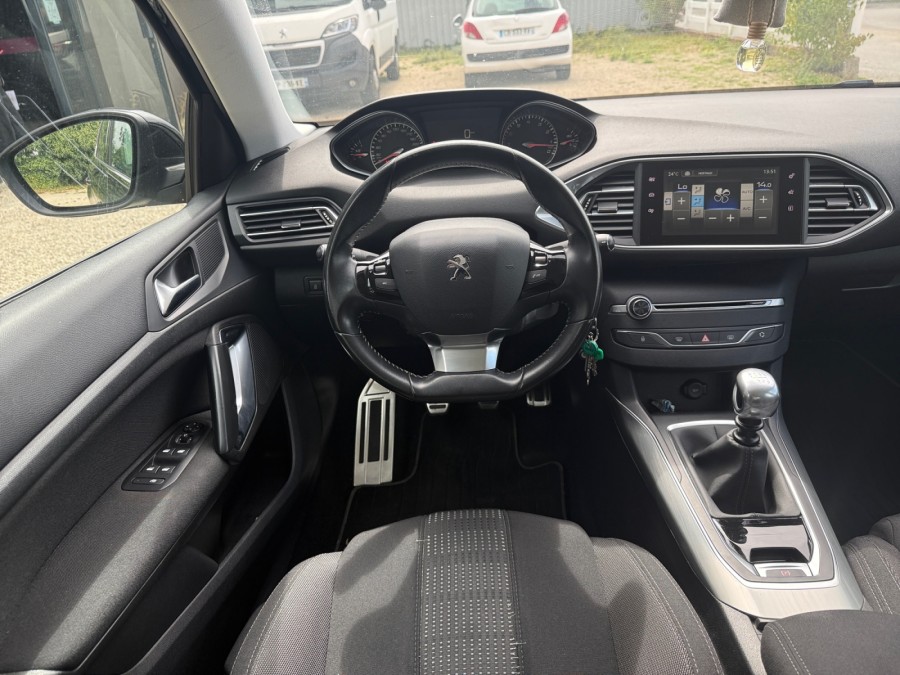 PEUGEOT d'occasion 308 PEUGEOT 308 II 1.2 130Ch ALLURE de 2016