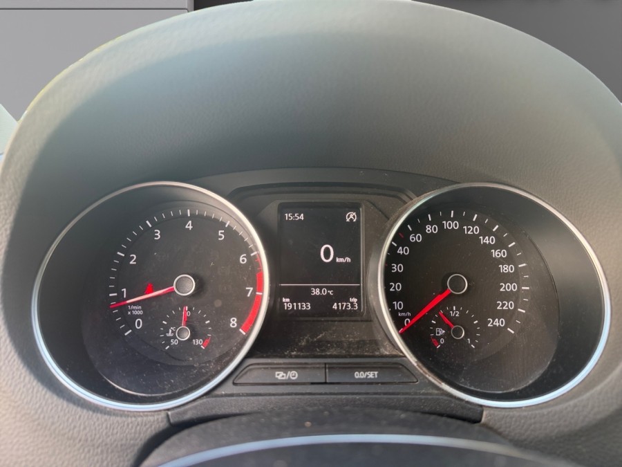 VOLKSWAGEN d'occasion POLO 1.2 TSI 90 CONFORTLINE de 2015 Toulouse